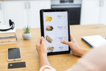 Real-Time Kitchen Display System